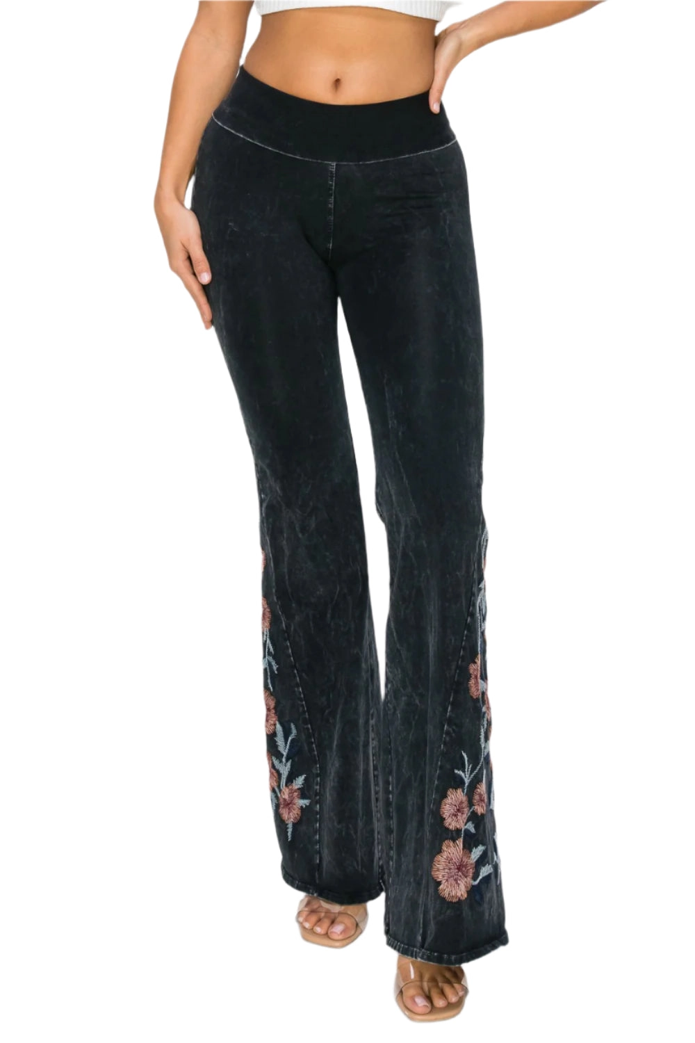 T-Party Desert Rose Embroidered Mineral Washed Yoga Pant CJ75486 Black