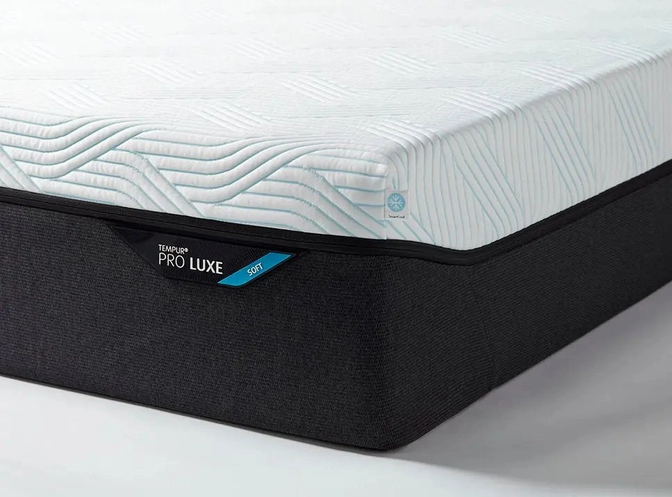 TEMPUR PRO® Luxe SmartCool™ Mattress