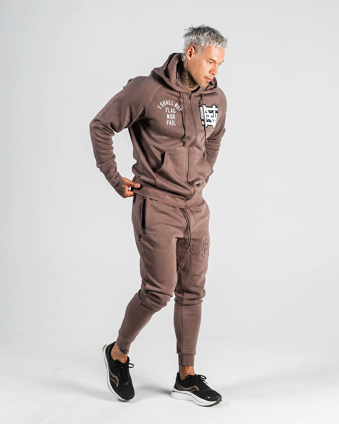 VARSITY PATCH ZIP UP - EARTH